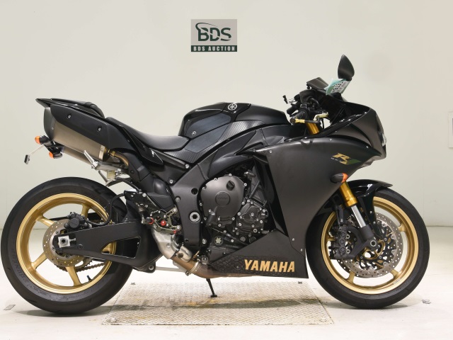 Yamaha YZF-R1