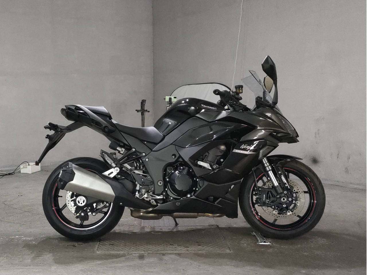 8074] Kawasaki NINJA1000SX - ZXT02K-011022