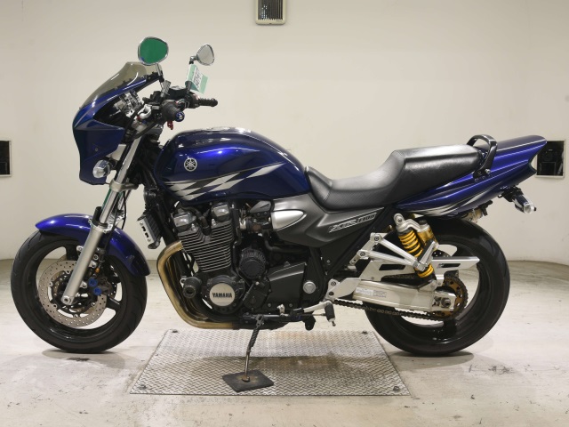Yamaha XJR1300 — фото 2