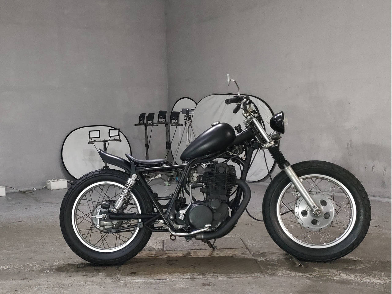 Yamaha SR400