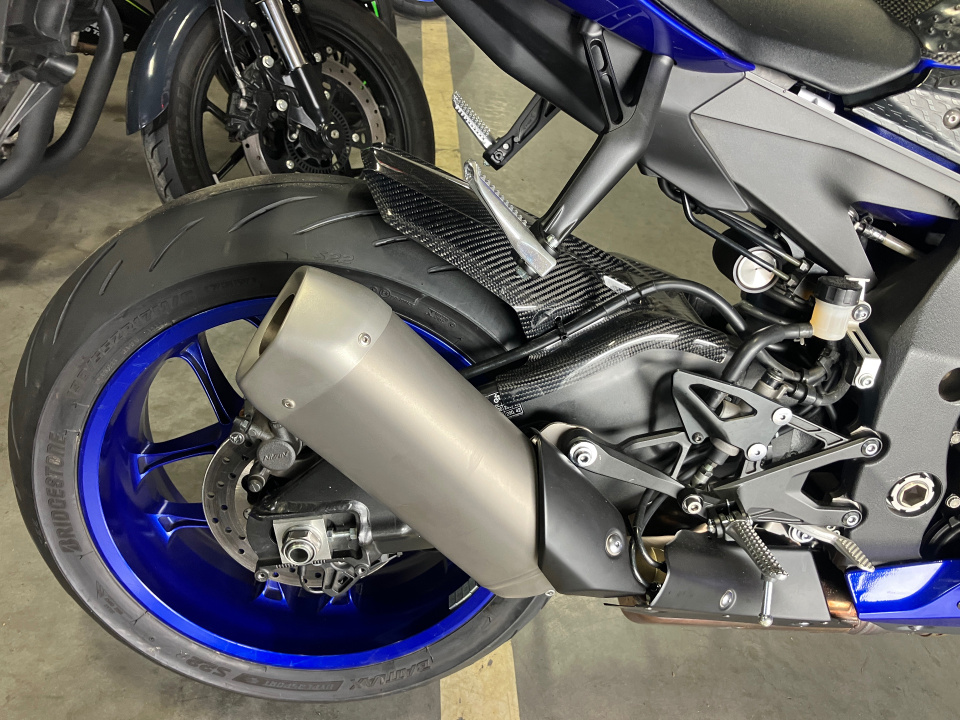 Yamaha YZF-R1 — фото 5