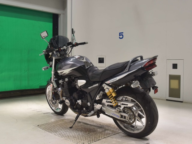 Yamaha XJR1300 — фото 6