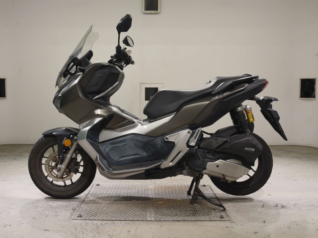 Honda ADV 150 — фото 2