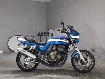 Kawasaki ZRX 400