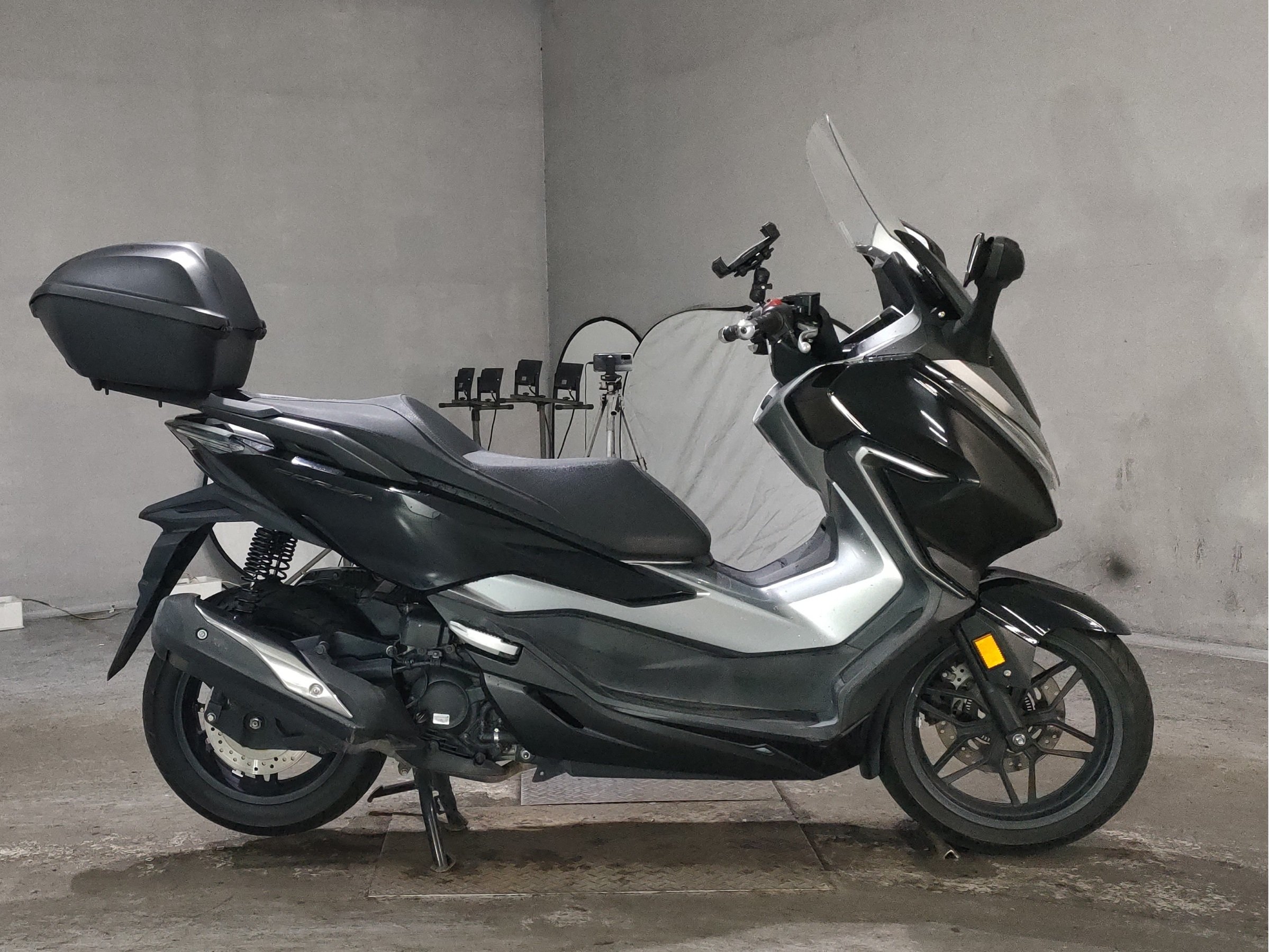 Honda FORZA