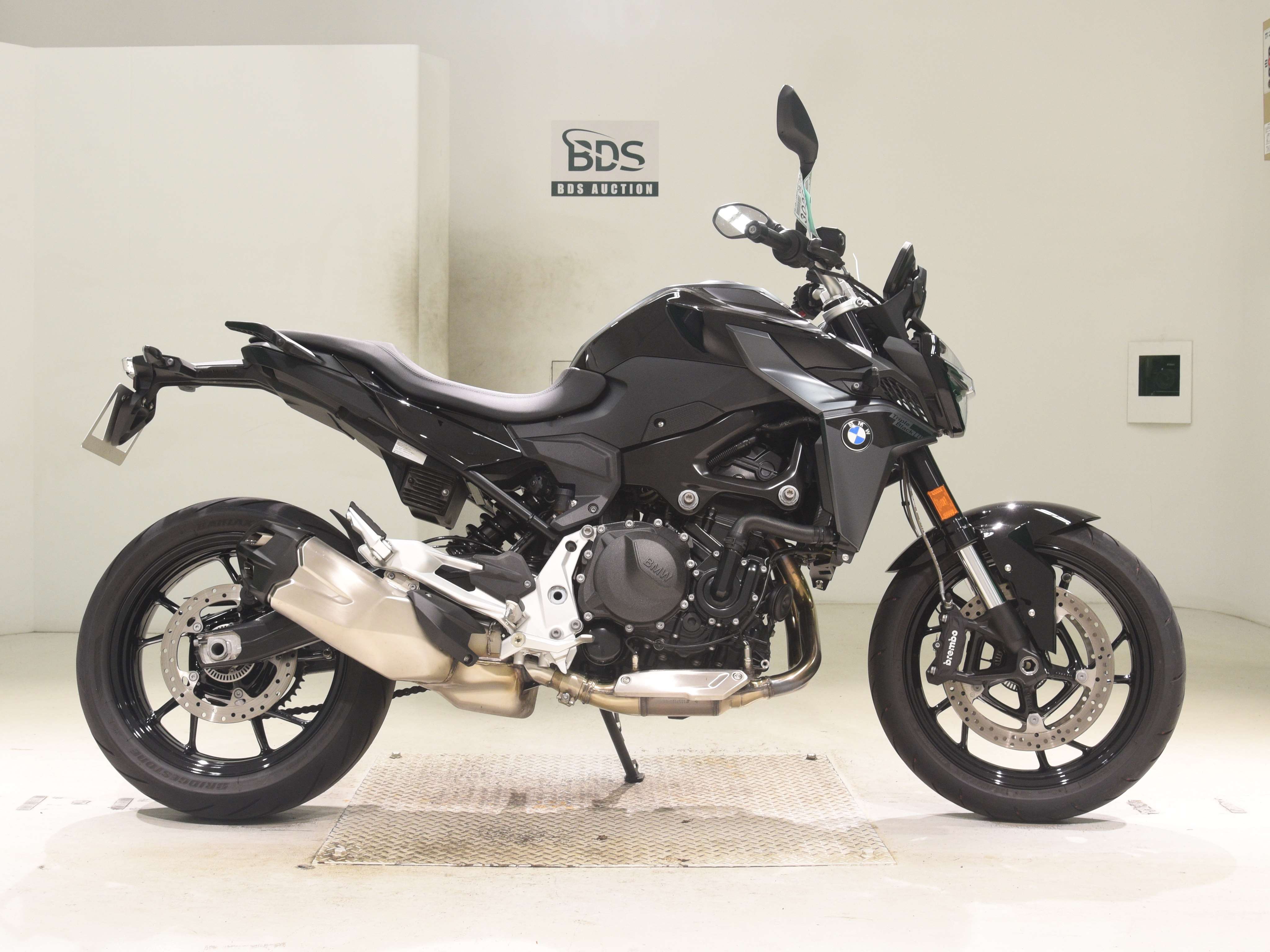 BMW F900R