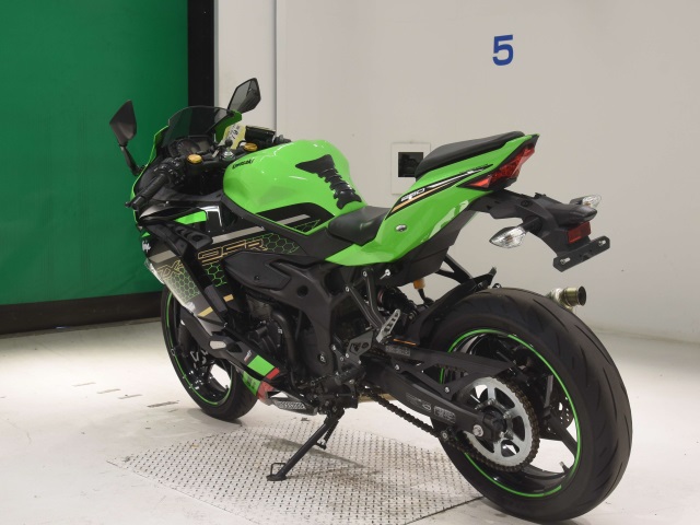 2779] Kawasaki NINJA ZX-25R - ZX250E-A03678