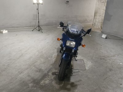 Kawasaki GPZ900R — фото 3