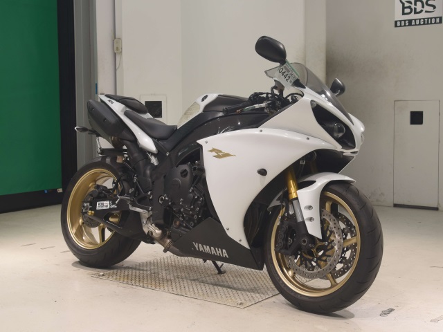 Yamaha YZF-R1 — фото 3