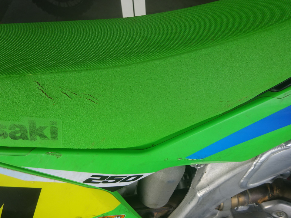 Kawasaki KX250 — фото 15
