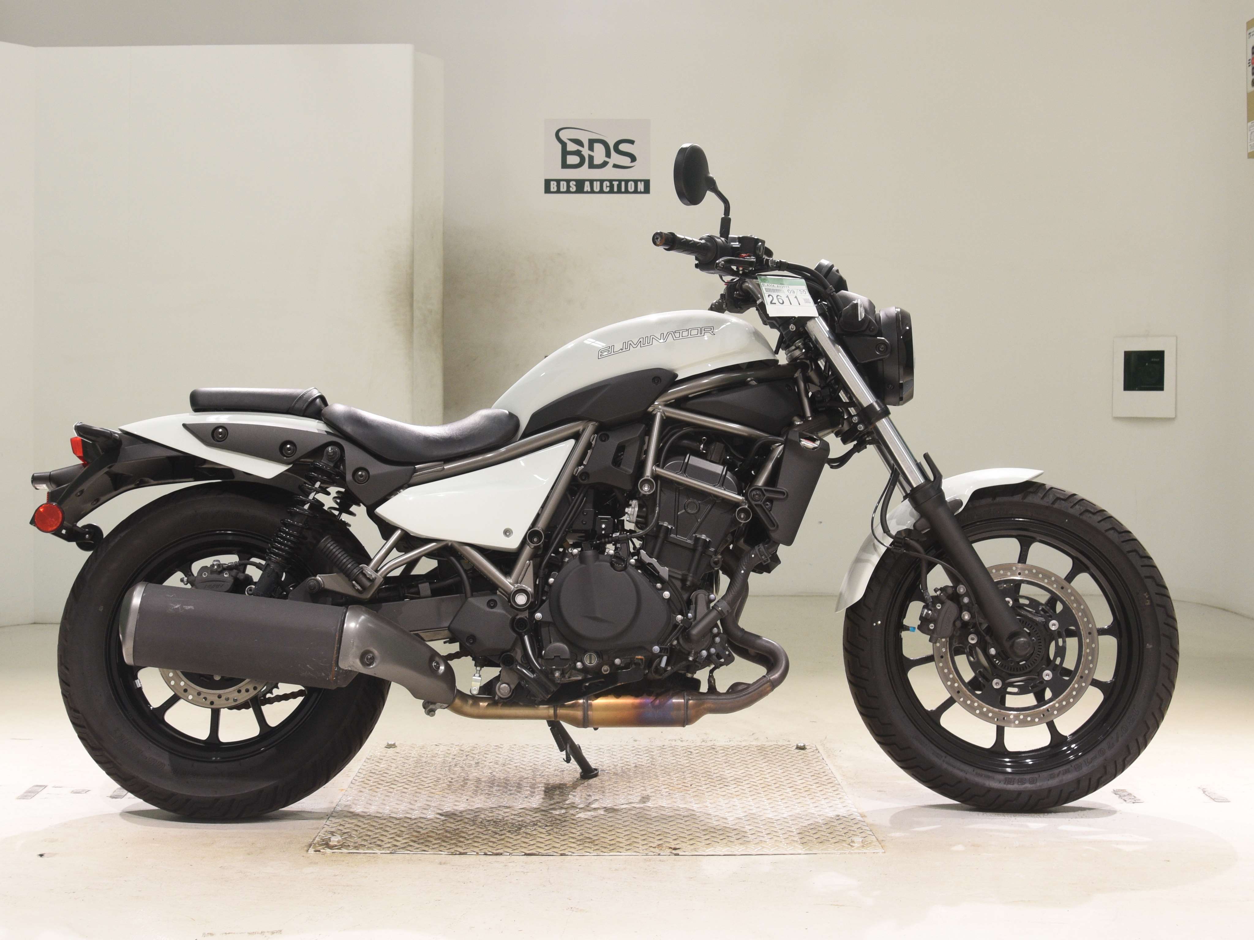 Kawasaki ELIMINATOR400-3