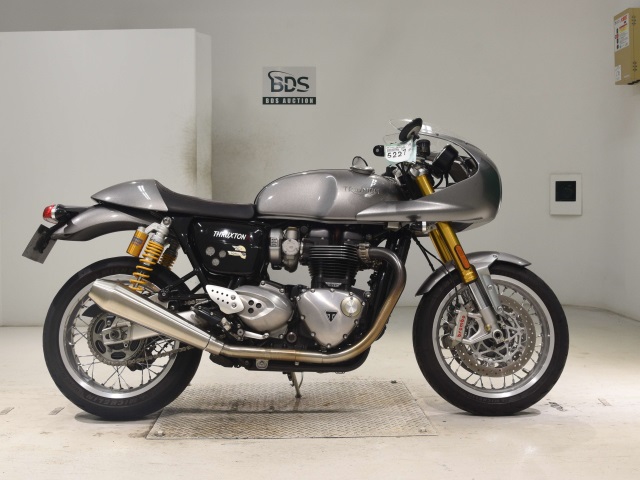 Triumph THRUXTON1200R