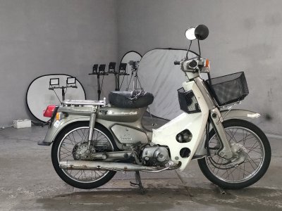 Honda SUPER CUB90