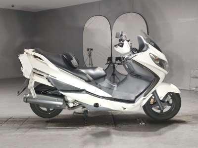 Suzuki SKYWAVE 250
