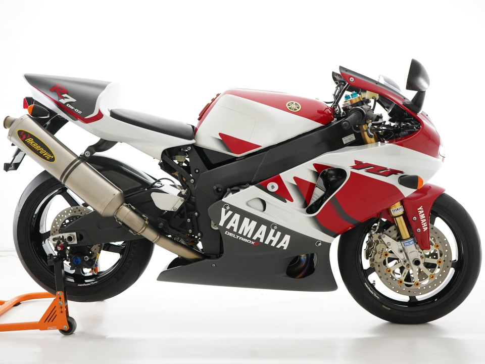 Yamaha YZF-R7