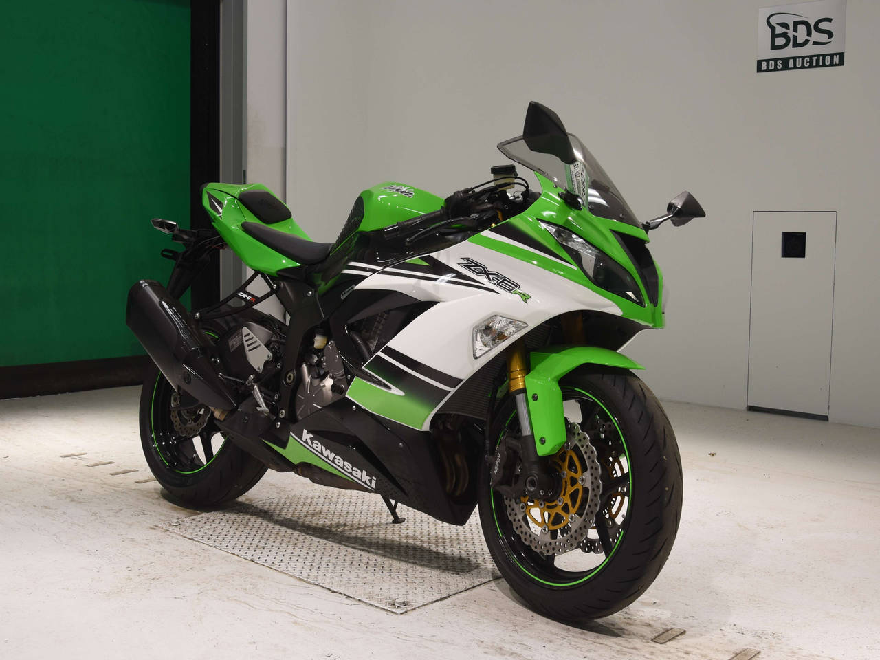 7662] Kawasaki ZX-6R - JKBZXJE19FA016331