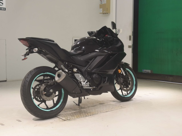 Yamaha YZF-R3 — фото 5