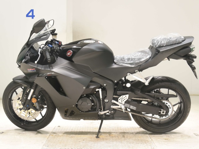 Honda CBR600RR — фото 2