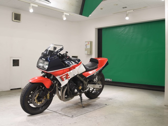 Yamaha FZ750 — фото 4