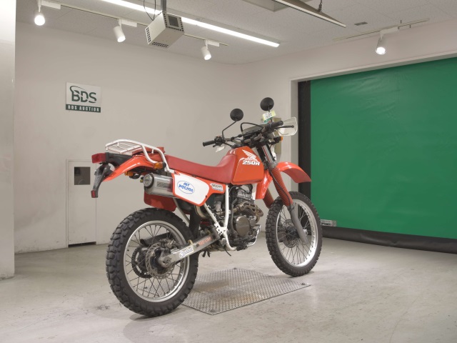 Honda XLR250R — фото 5
