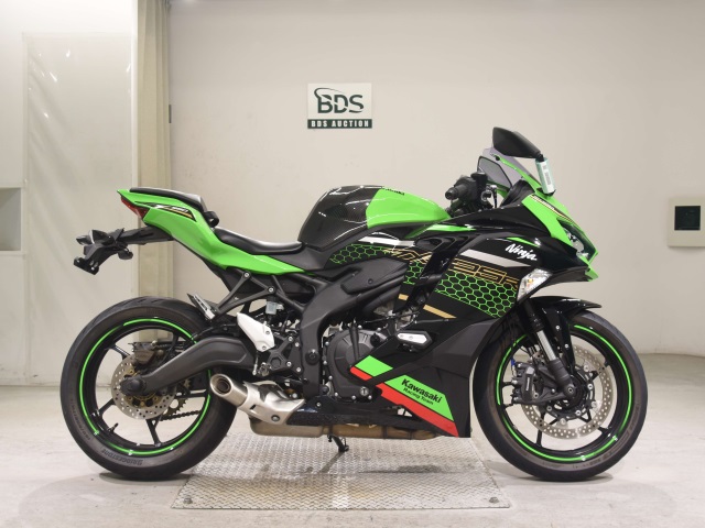 5138] Kawasaki NINJA ZX-25R - ZX250E-A01695