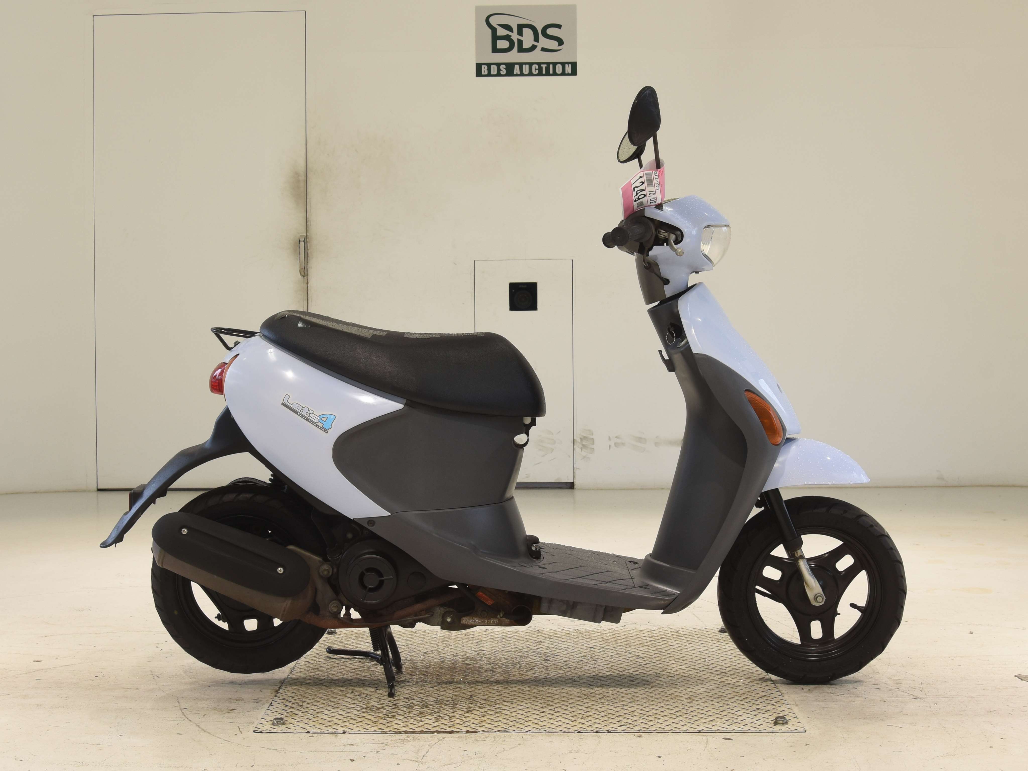 Suzuki LETS4