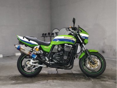 Kawasaki ZRX1100