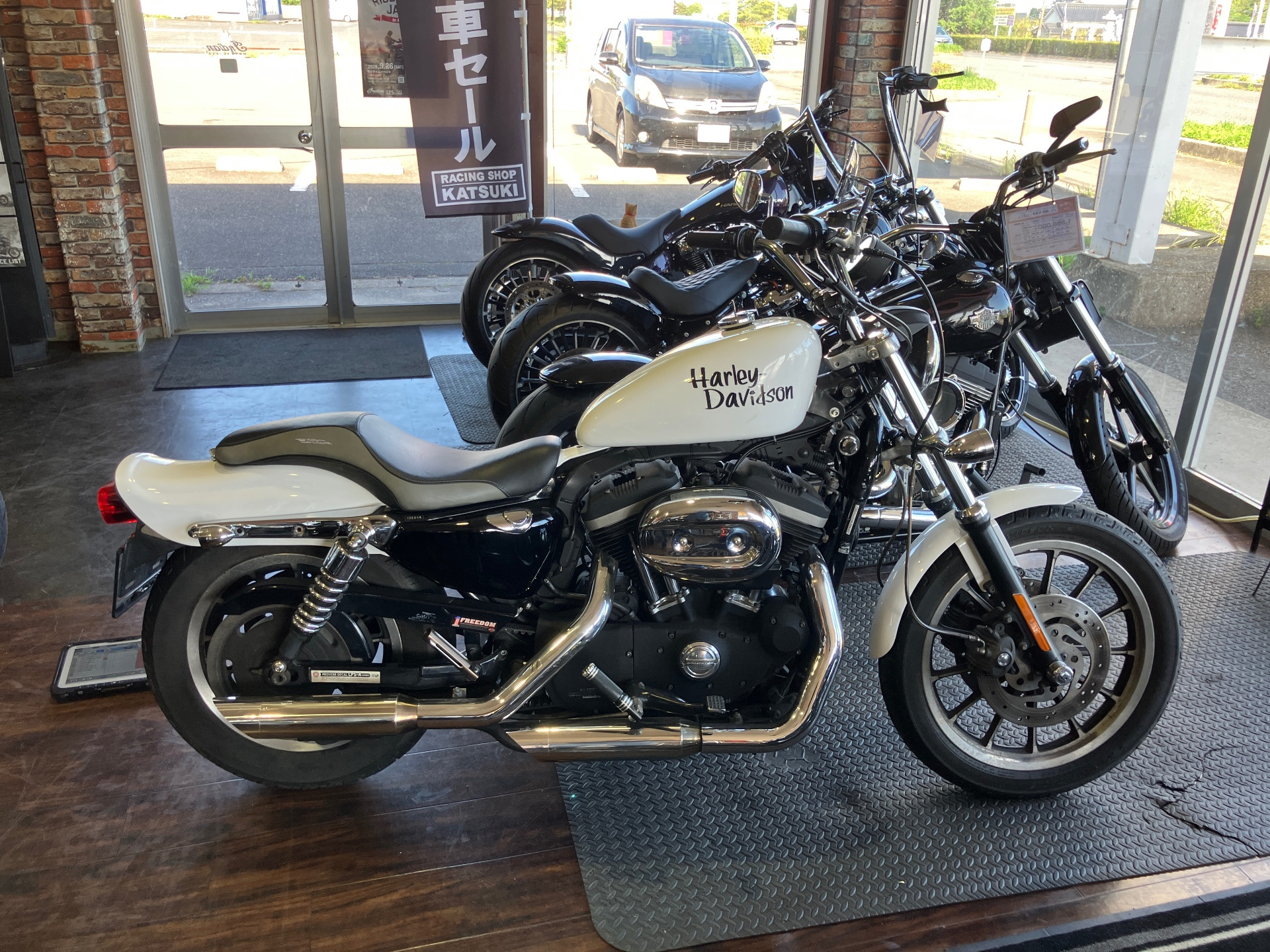 HD SPORTSTER XL883R