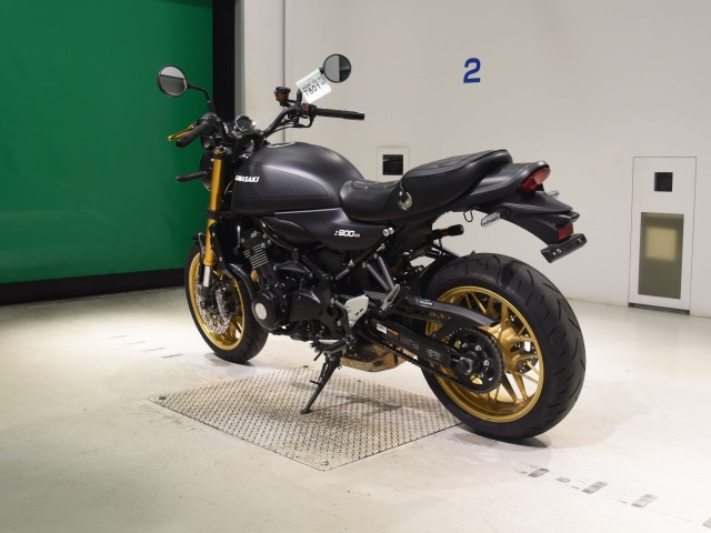 Kawasaki Z900RS — фото 6