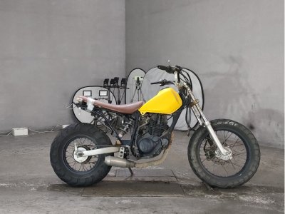 Yamaha TW200
