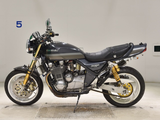Kawasaki ZEPHYR1100RS — фото 2