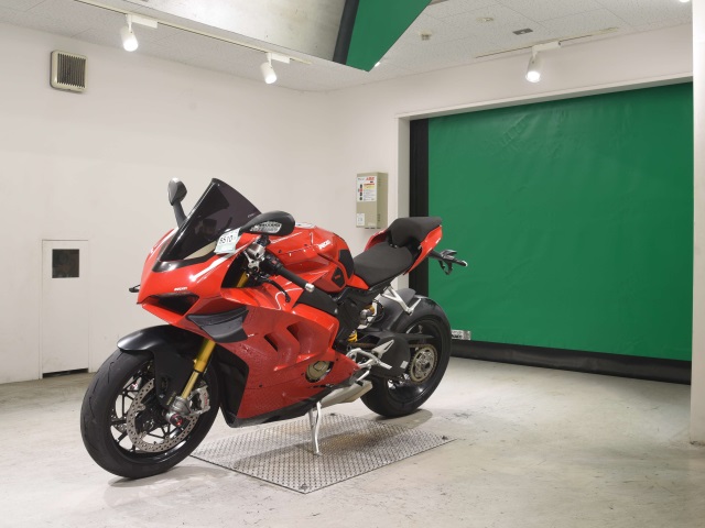 Ducati PANIGALE V4S — фото 4