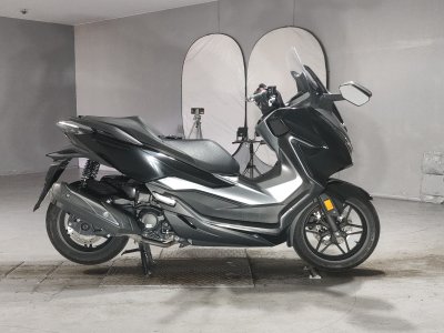 Honda FORZA