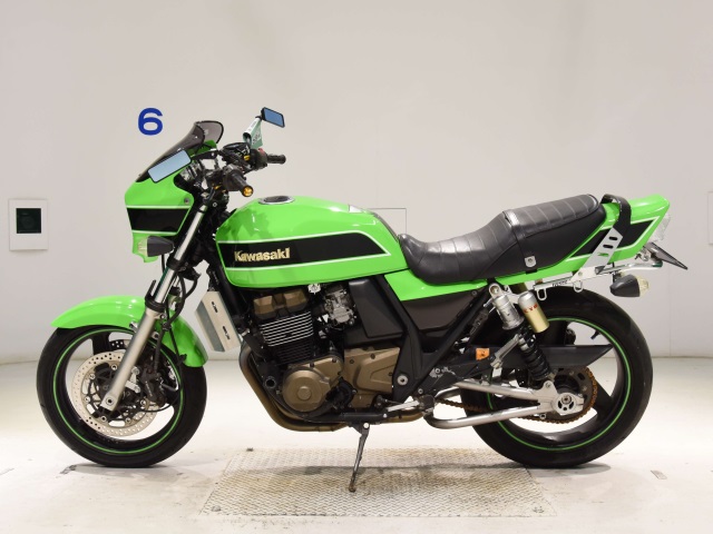 Kawasaki ZRX400 — фото 2