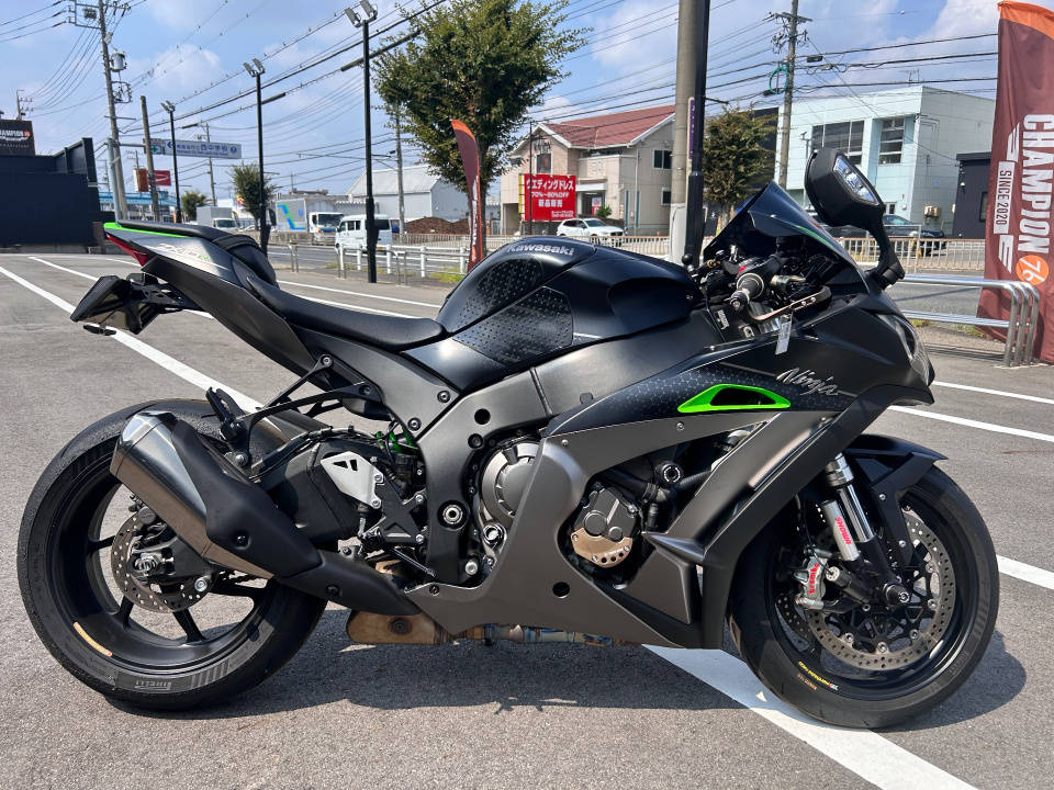5099] Kawasaki NINJA ZX-10R - ZXT00D-017661