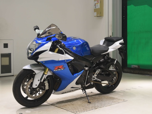 Suzuki GSX-R750 — фото 4