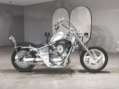 Honda MAGNA250