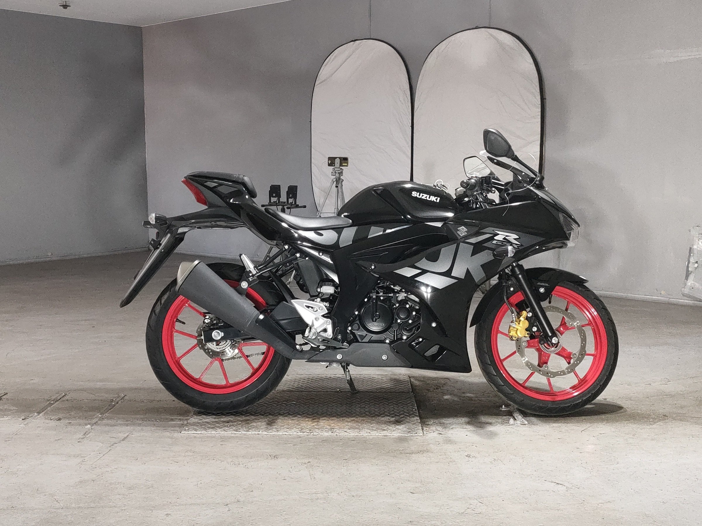 Suzuki GSX-R125, zdjęcie 1