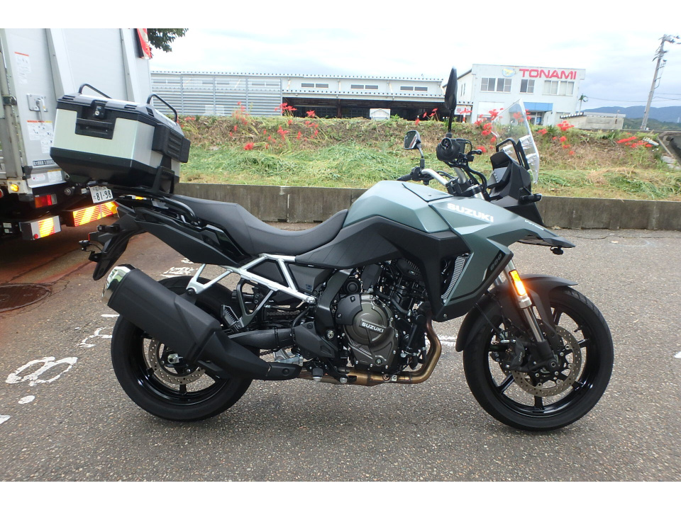 Suzuki V-STROM800
