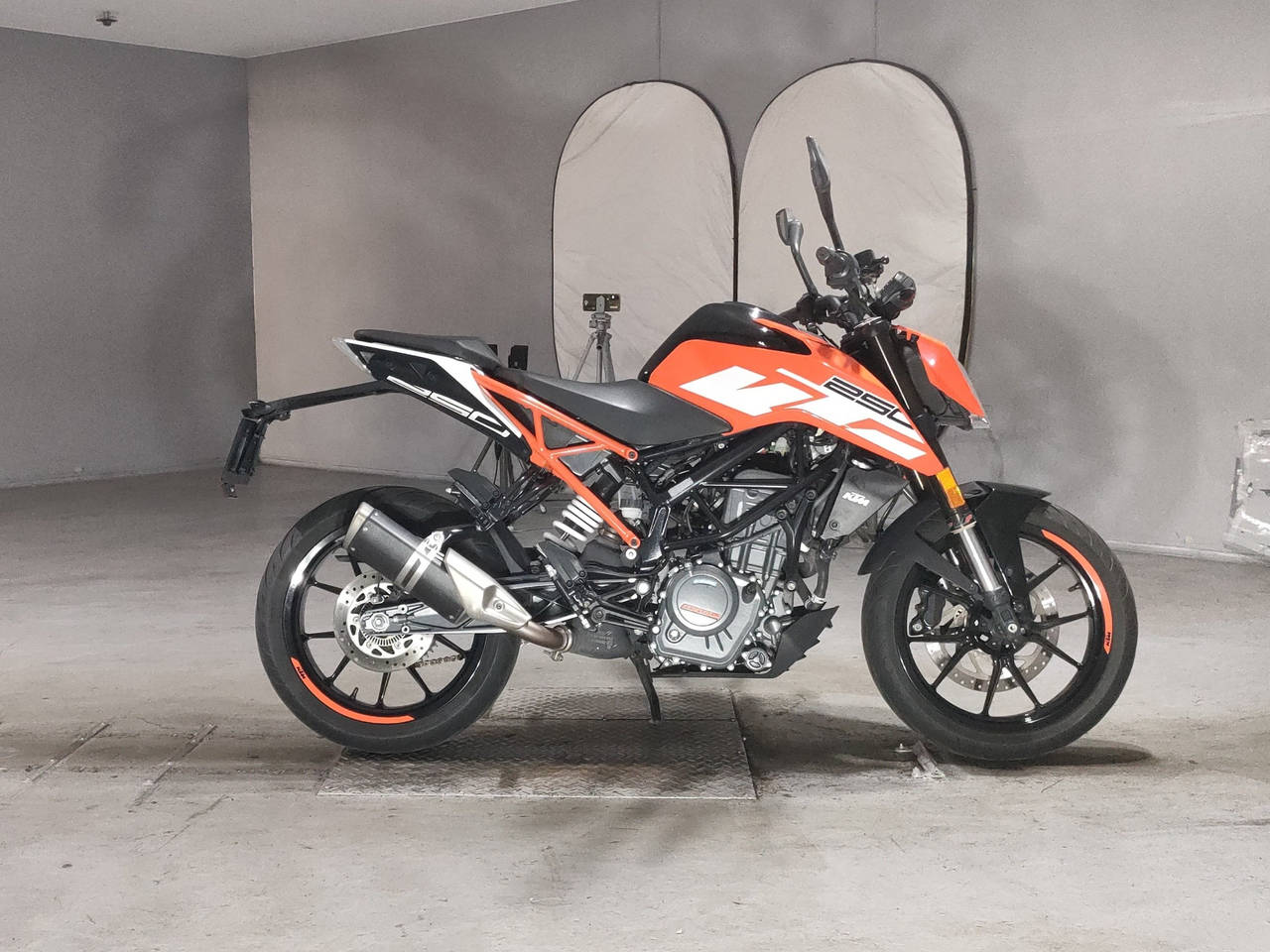 KTM 250 DUKE, zdjęcie 1