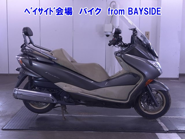 Honda FORZA Z, left