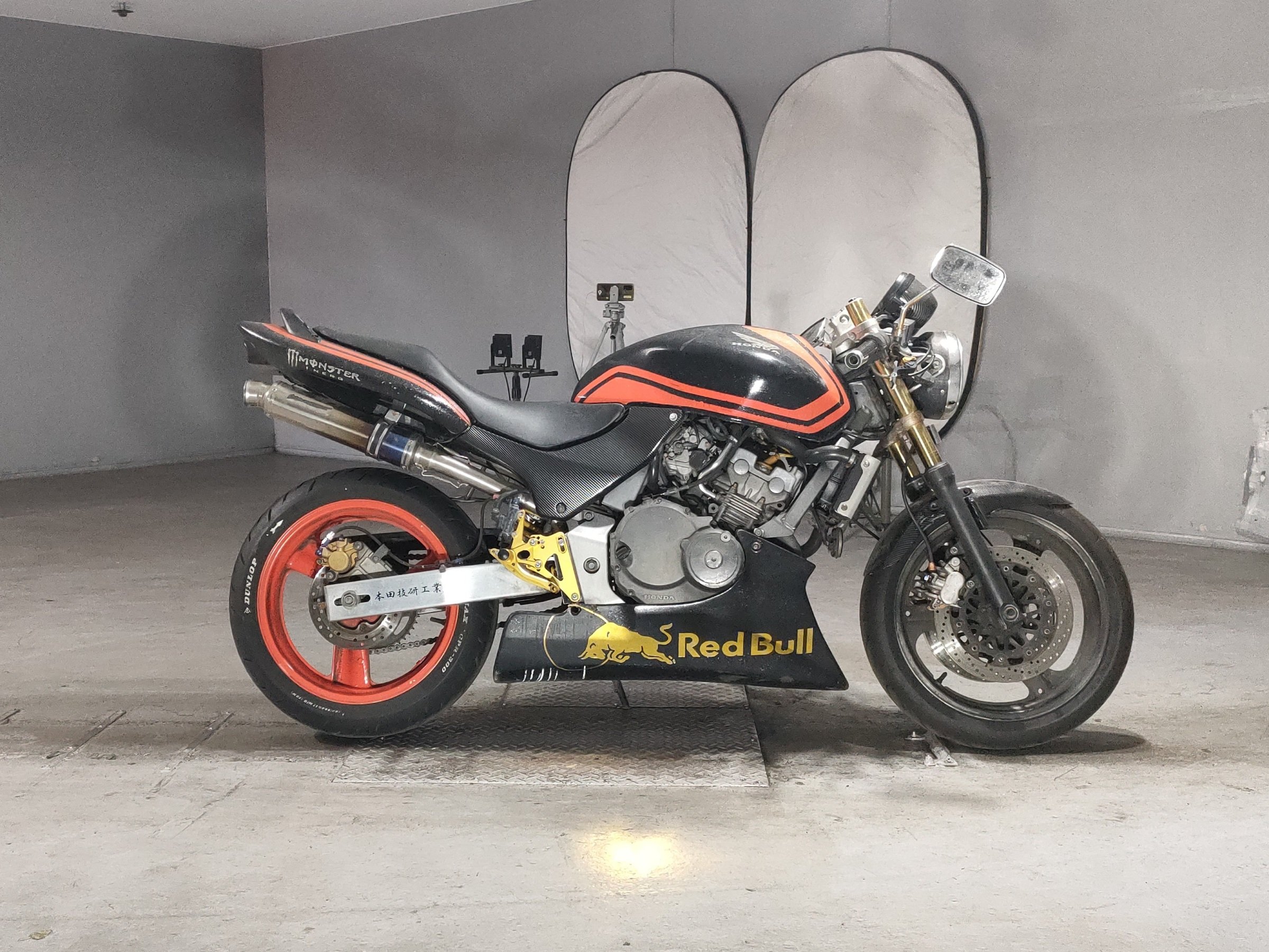 Honda HORNET 250, zdjęcie 1