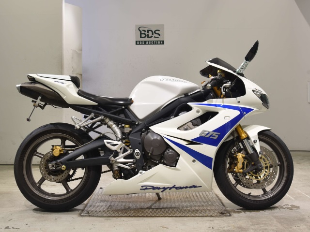 Triumph DAYTONA 675