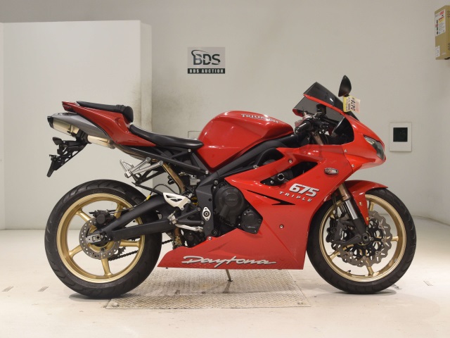 Triumph DAYTONA 675