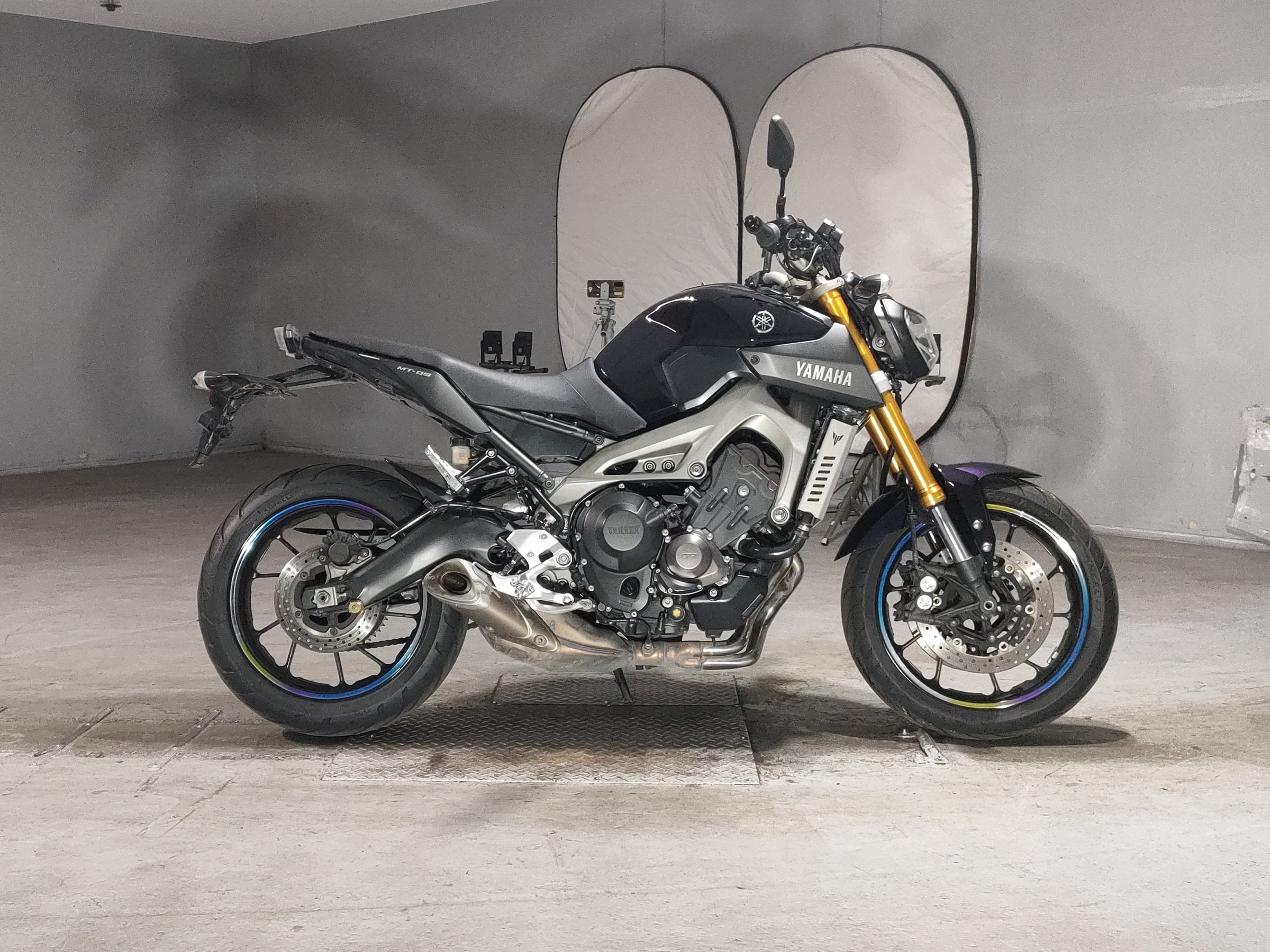 Yamaha MT-09, zdjęcie 1