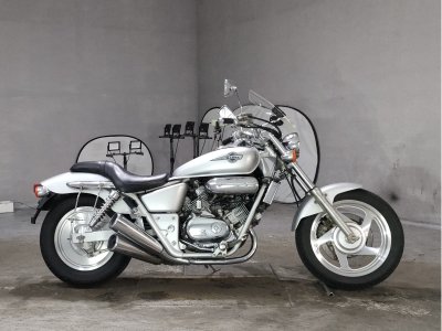 Honda MAGNA250