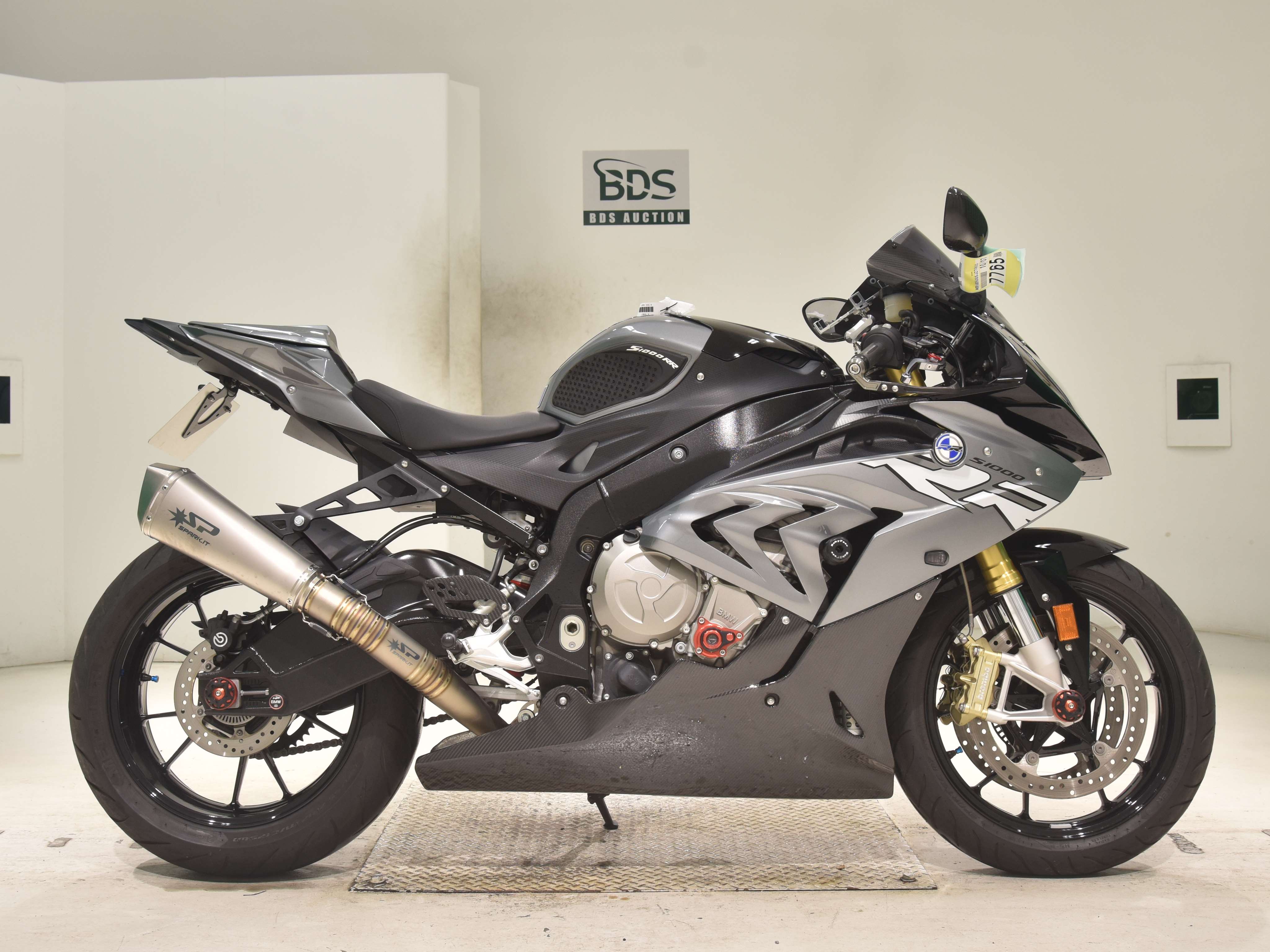 BMW S1000RR, right