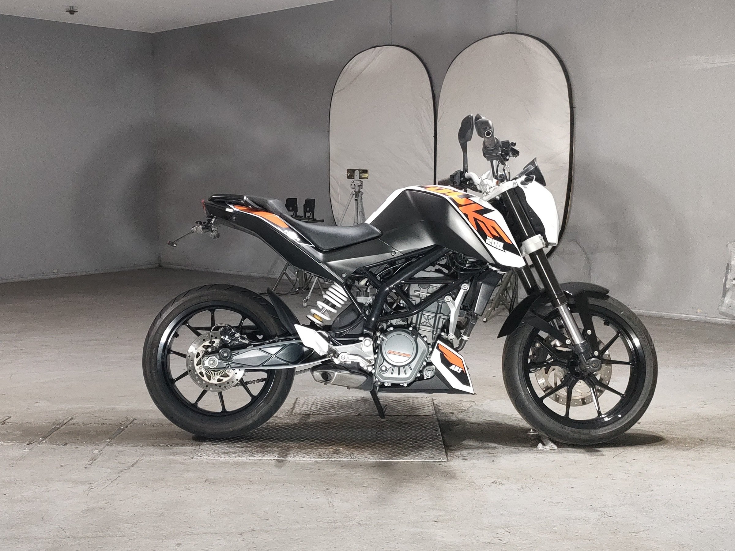 KTM 200 DUKE, zdjęcie 1