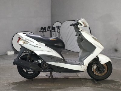 Yamaha CYGNUS 125X