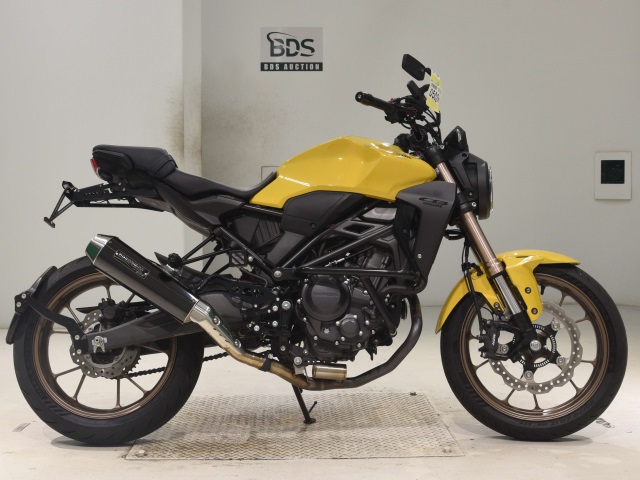 Honda CB250R